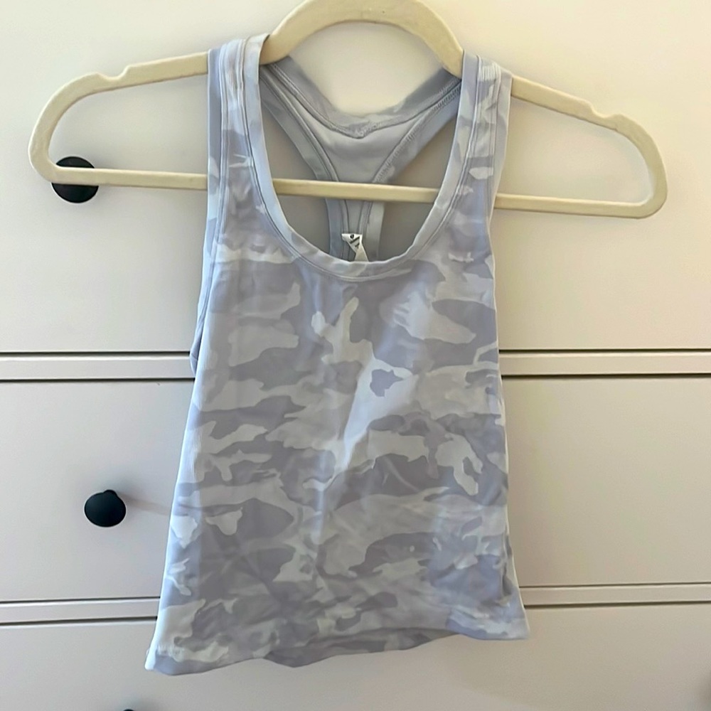 Lululemon tank top